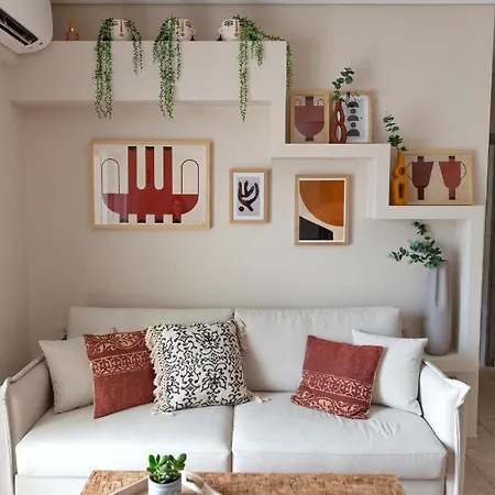 Gallery House In - Delphi * Itea